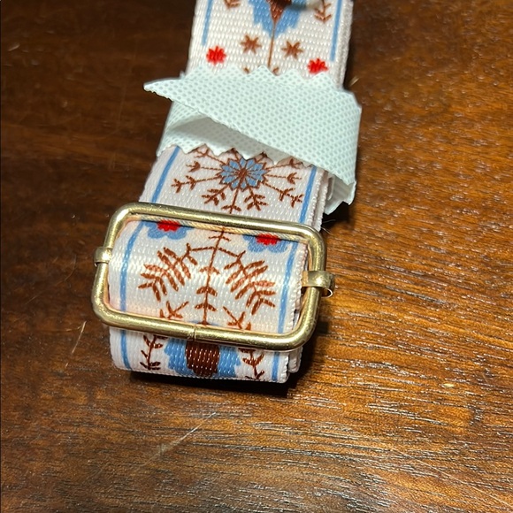 Floral Embroidered Strap with Gold Accents - Picture 2 of 2